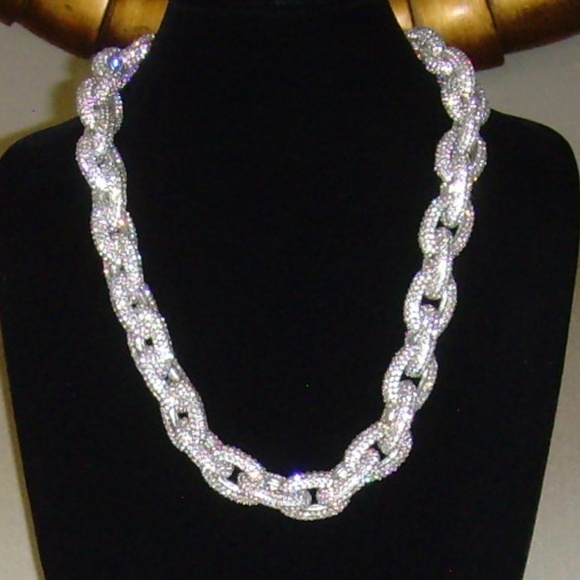 Rhinestone and Silver-Tone Chain Link Necklace - BLING! - Picture 6 of 15